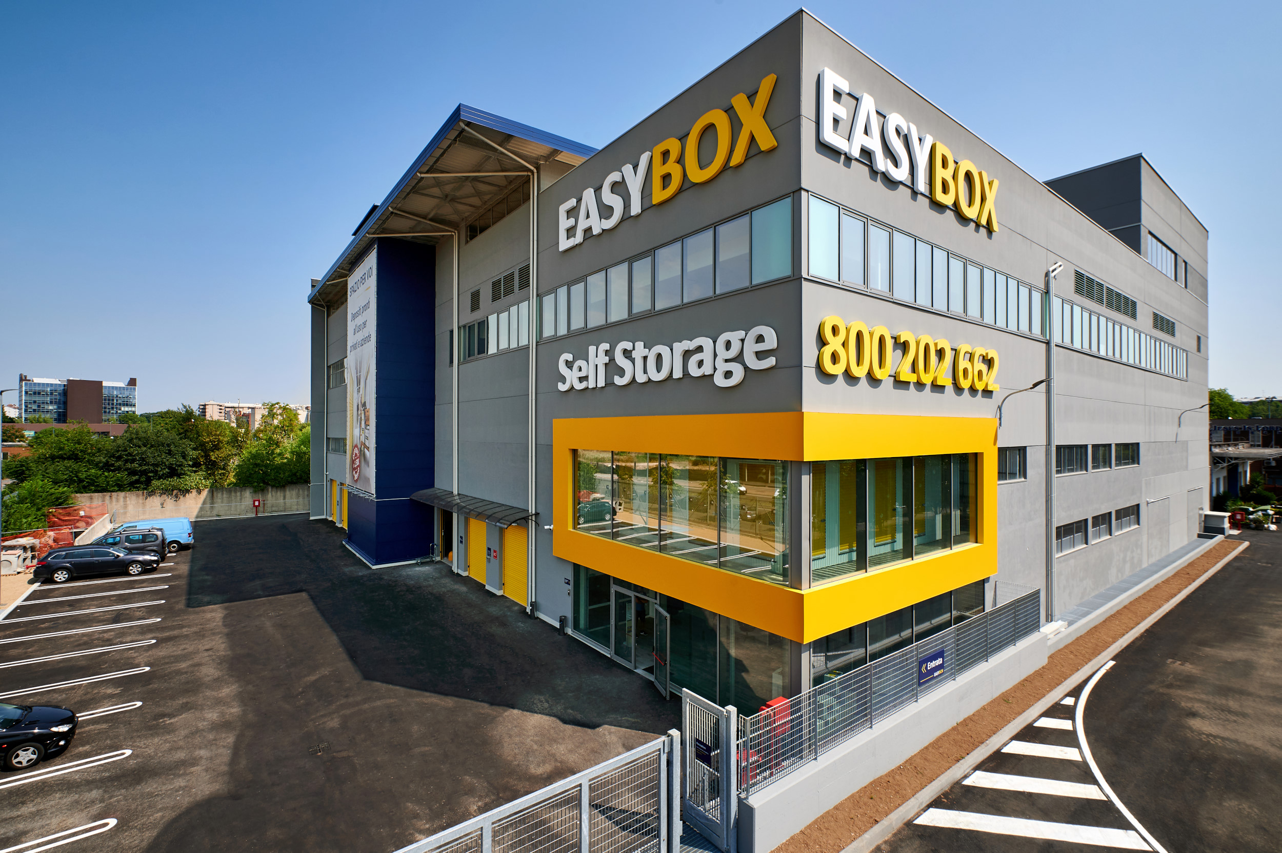 EasyBox Milan West
